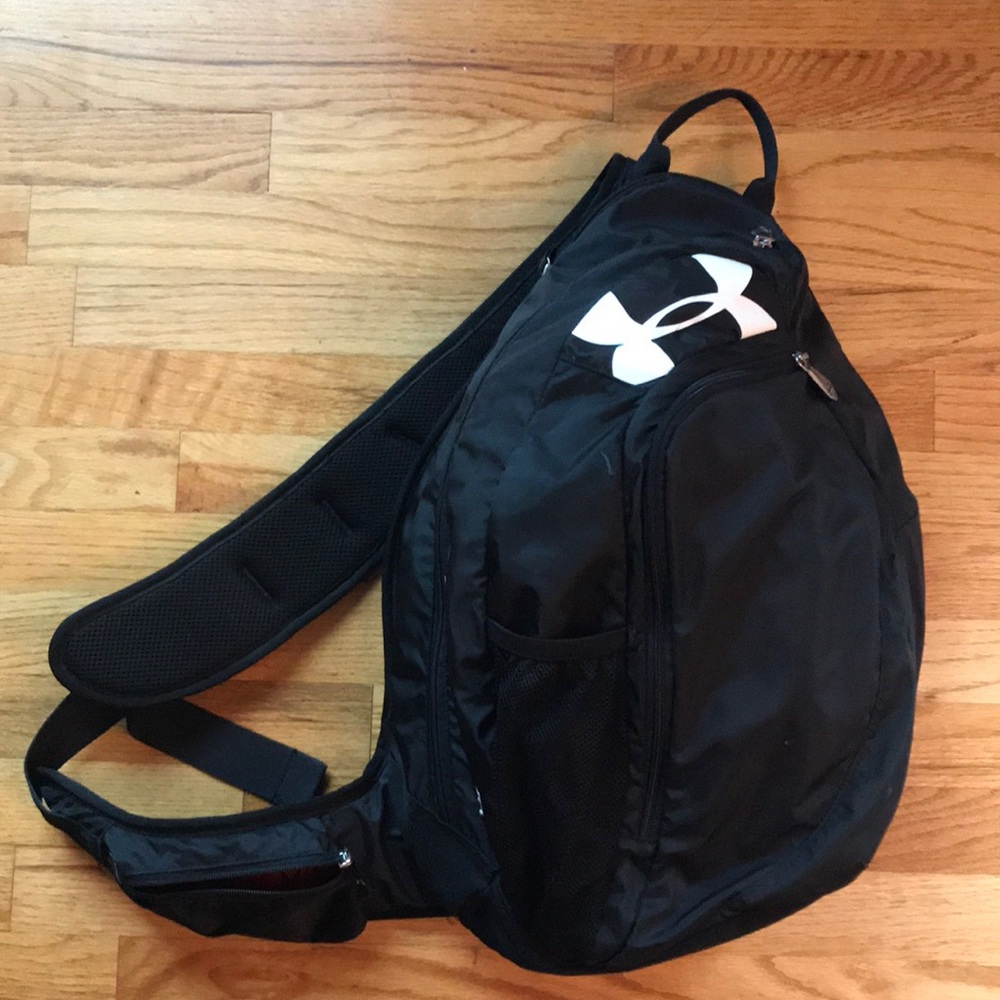 Under Armour backpack sling style laptop pad strap